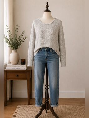 Abercrombie & Fitch Grey Bouclé Knit Sweater Soft Cozy Crewneck Women's XS